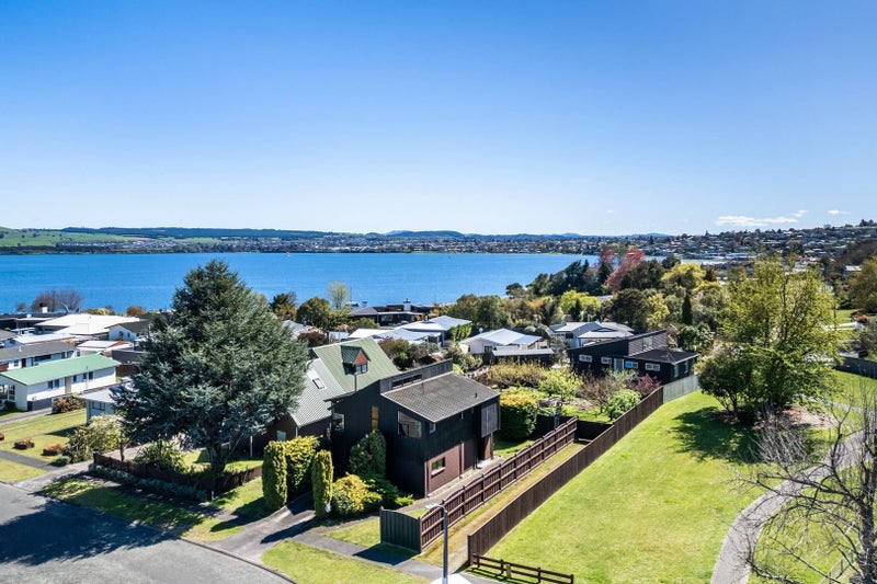 1/8 Tobin Place, Richmond Heights, Taupō - Carousel 2