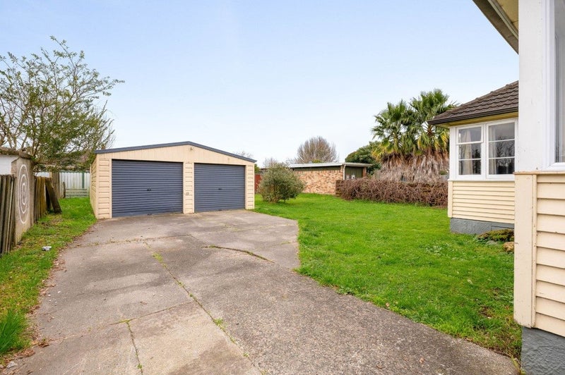 41 Old Farm Road, Hamilton East, Hamilton - Carousel 2