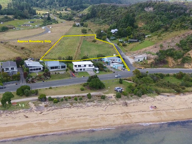 1092 Abel Tasman Drive, Tata Beach, Takaka - Carousel 1