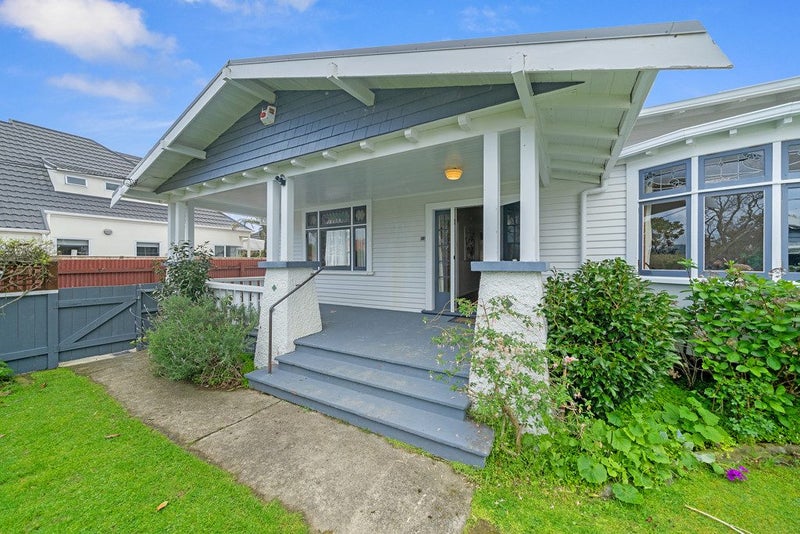 1/26 Whites Line West, Woburn, Lower Hutt - Carousel 2