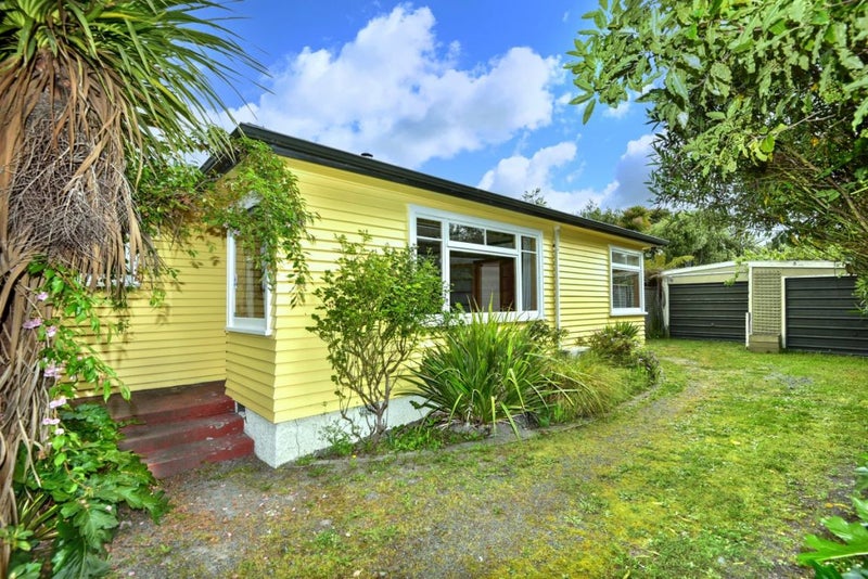 9 Moyna Avenue, Dallington, Christchurch - Carousel 2