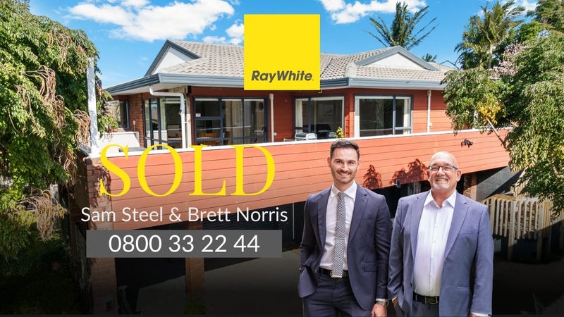 6 Gleneagles Grove, Wattle Downs, Auckland - Carousel 1