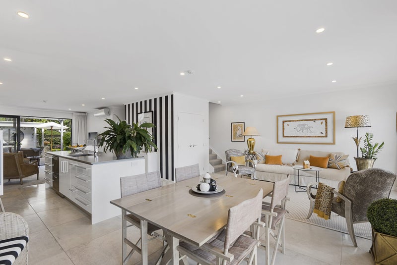 183 Barbarich Drive, Stonefields, Auckland - Carousel 1