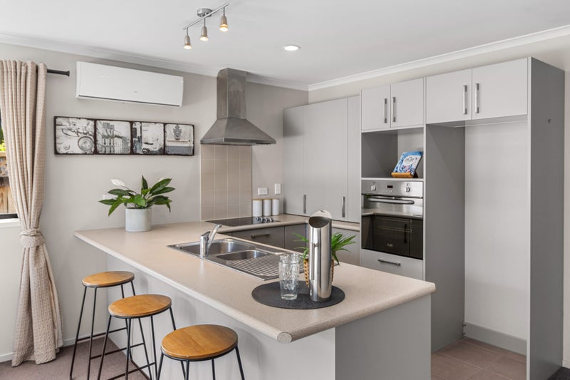 1/15 Albert Street, Hamilton East, Hamilton - Carousel 1