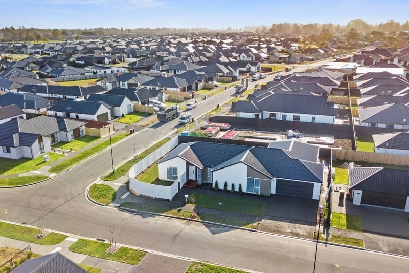 10 Brooklands Street, Burwood, Christchurch - Carousel 25