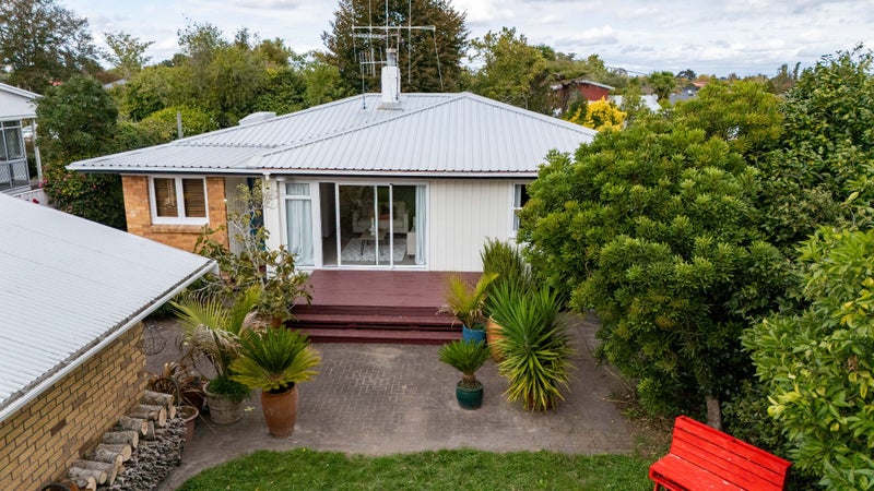 3 Ngaere Avenue, Chartwell, Hamilton - Carousel 1
