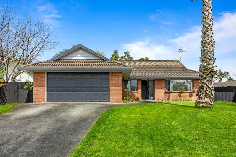 6 Lothian Brae, Wattle Downs, Auckland - Carousel 1