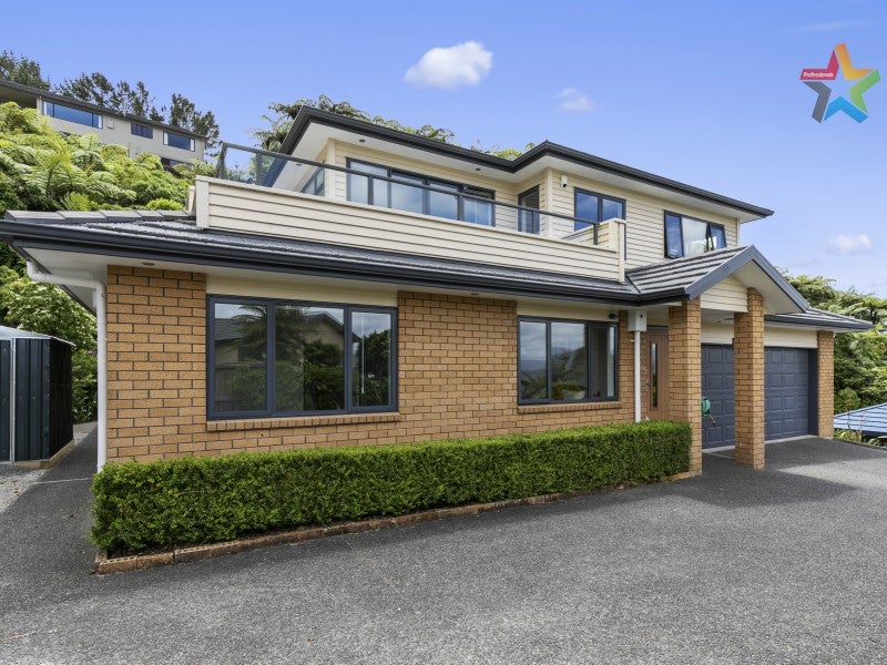 14 Arahiwi Grove, Tirohanga, Lower Hutt - Carousel 2