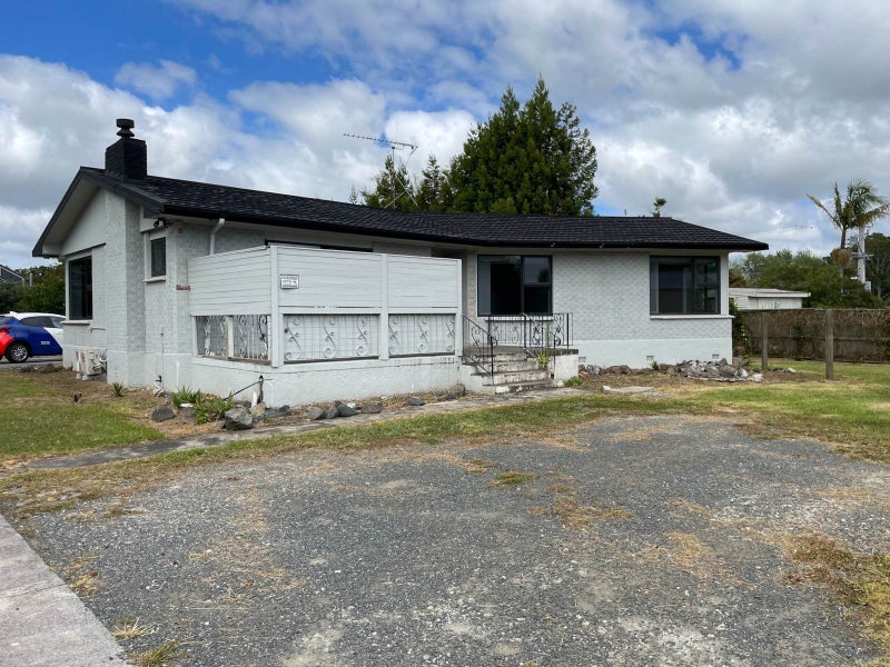 401 Main Road, Huapai, Kumeu - Carousel 2