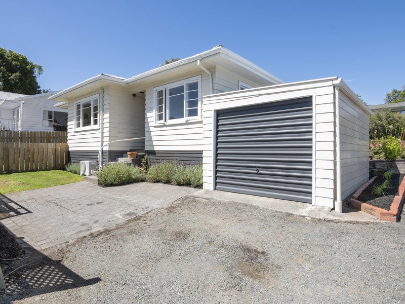 2/4 Chings Road, Enner Glynn, Nelson - Carousel 1