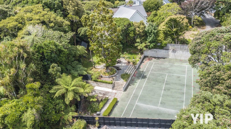 60 BOX HILL, KHANDALLAH, WELLINGTON - Carousel 1