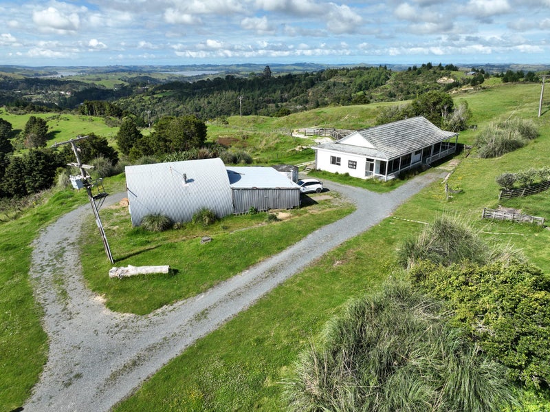 2568D Paparoa-Oakleigh Road, Paparoa - Carousel 2