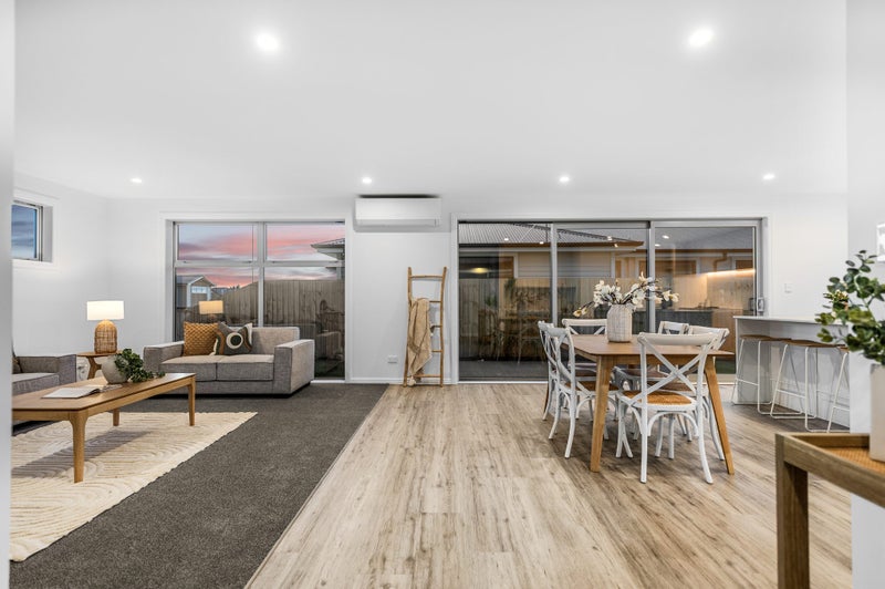 7 Mackinnon Street, Marshland, Christchurch - Carousel 2