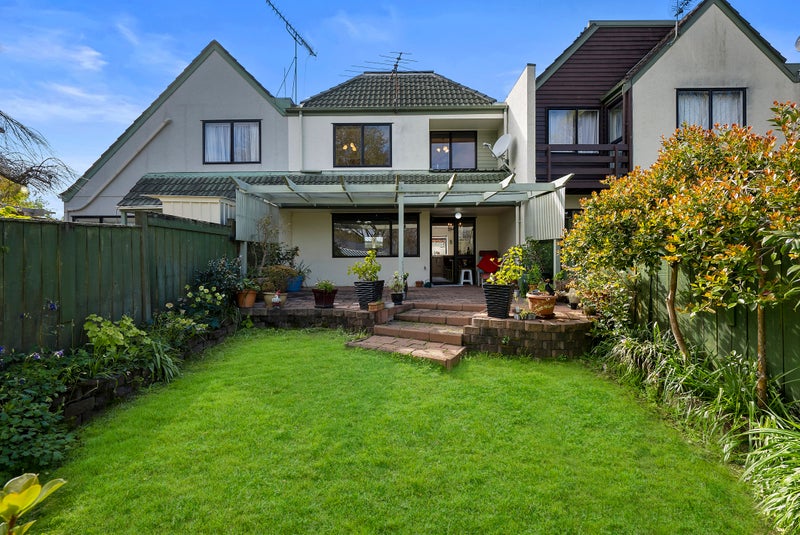 83 Maungarei Road, Remuera, Auckland - Carousel 2