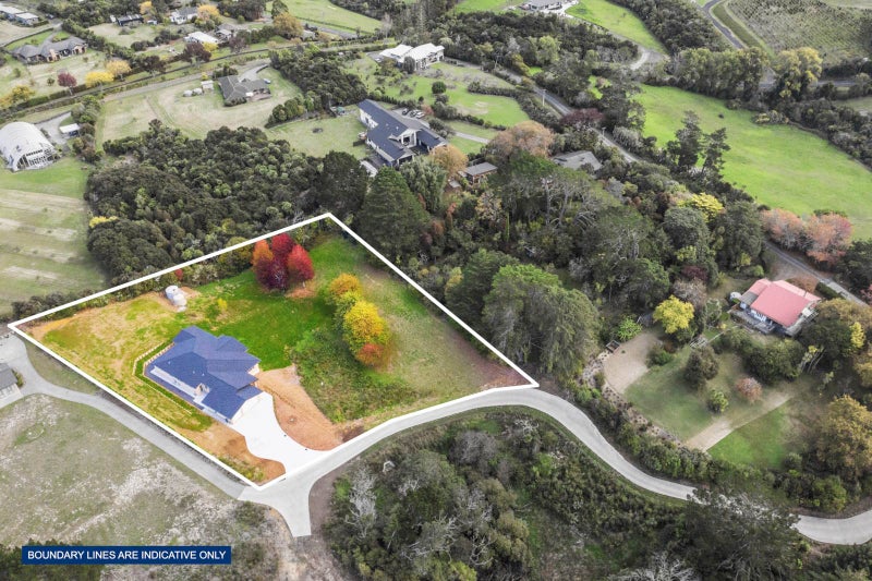 17 Nola Road, Oratia, Auckland - Carousel 2