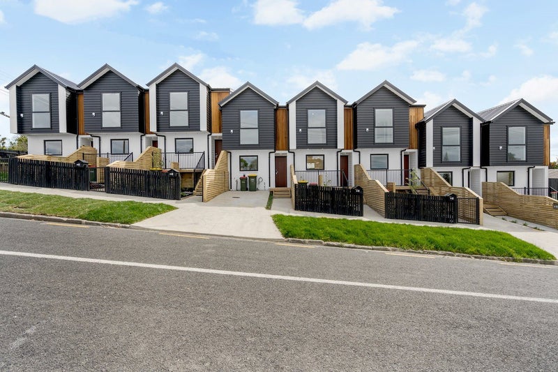 7/2 Windermere Crescent, Blockhouse Bay, Auckland - Carousel 2