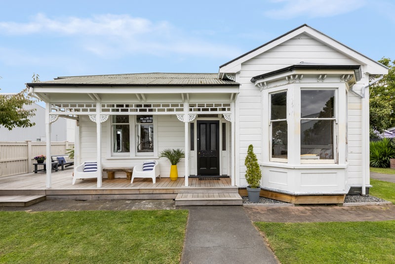 30 Ossian Street, Ahuriri, Napier - Carousel 1