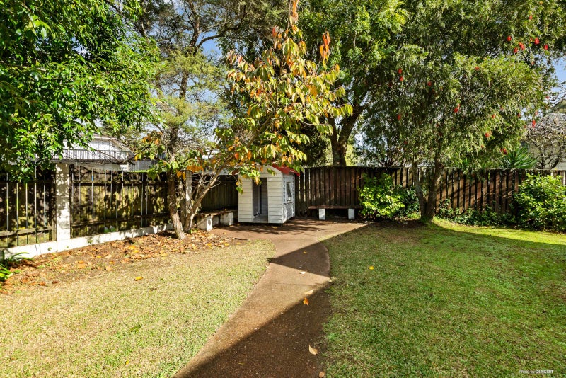 1/26 Spinella Drive, Bayview, Auckland - Carousel 2
