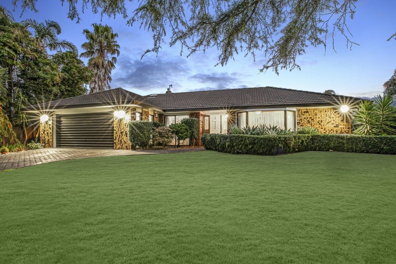 3 Carlinka Place, Conifer Grove, Takanini - Carousel 1