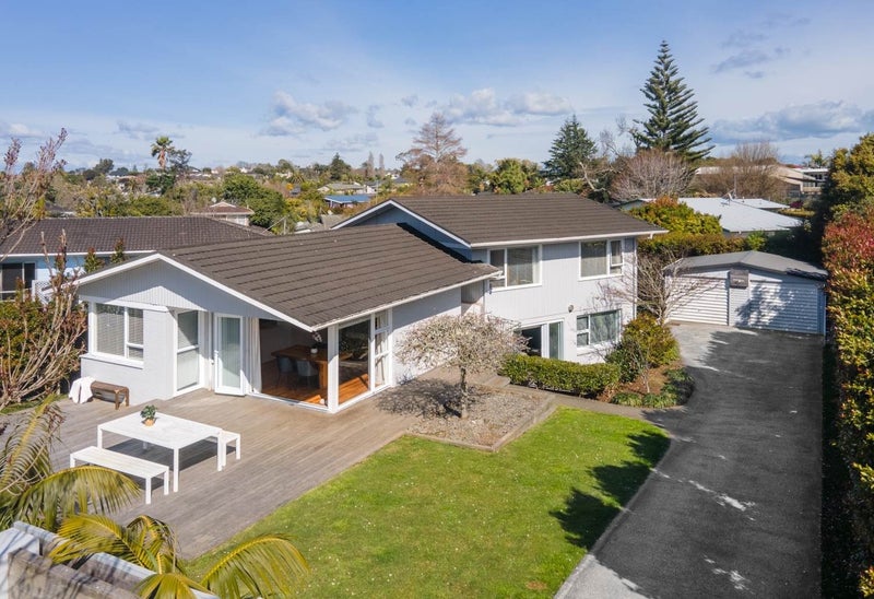 12 Fordyce Avenue, Sunnyhills, Auckland - Carousel 1