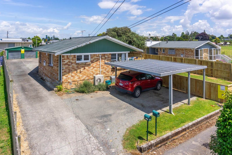 9A Sheridan Street, Silverdale, Hamilton - Carousel 1