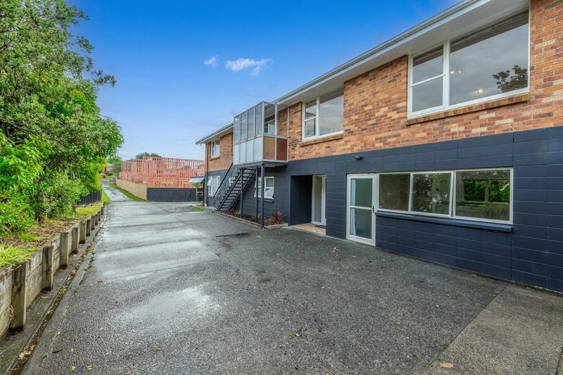 25 Pah Road, Papatoetoe, Auckland - Carousel 1