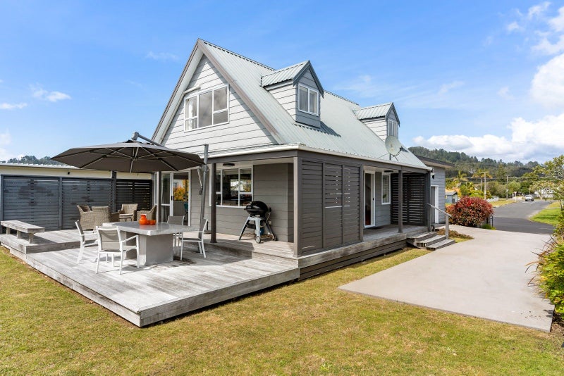 506 Linton Crescent, Whangamatā - Carousel 1