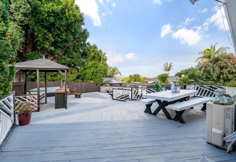 156 Pigeon Mountain Road, Half Moon Bay, Auckland - Carousel 2