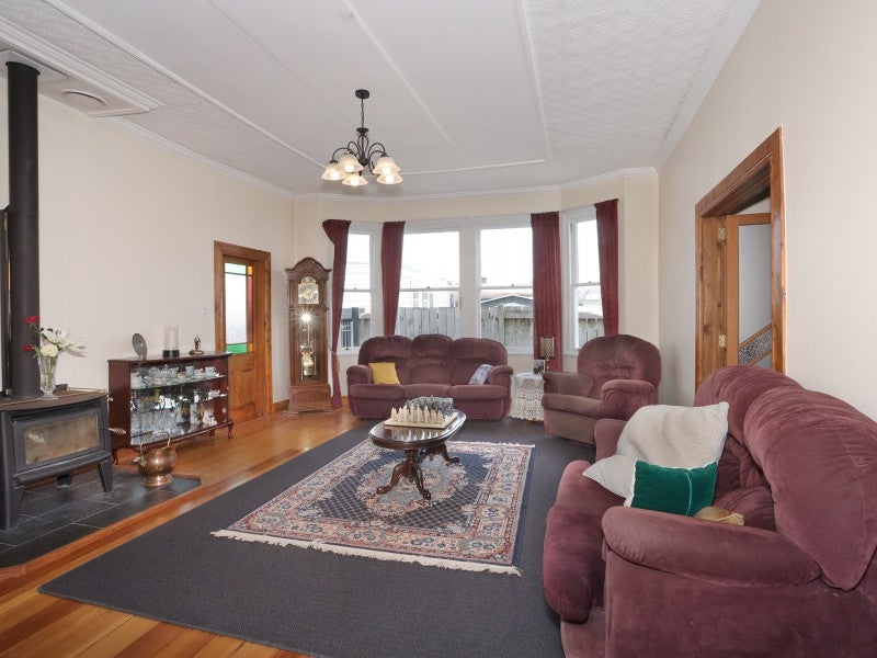 161 Bridge Street, Bulls - Carousel 2