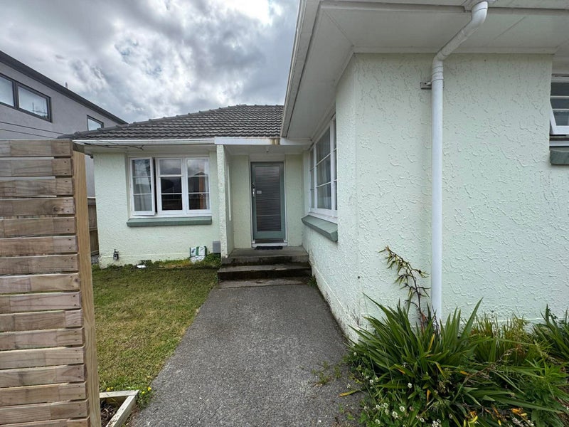 36 Oxford Crescent, Ebdentown, Upper Hutt - Carousel 2