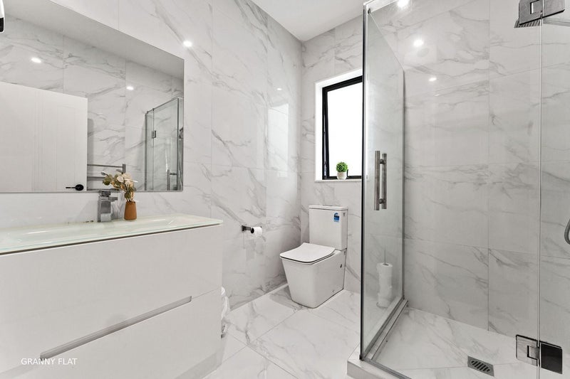 82 Charlestown Drive, Flat Bush, Auckland - Carousel 2