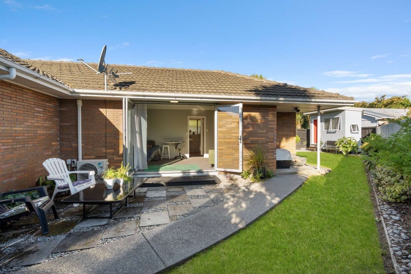 12 Redbridge Lane, Sydenham, Christchurch - Carousel 1