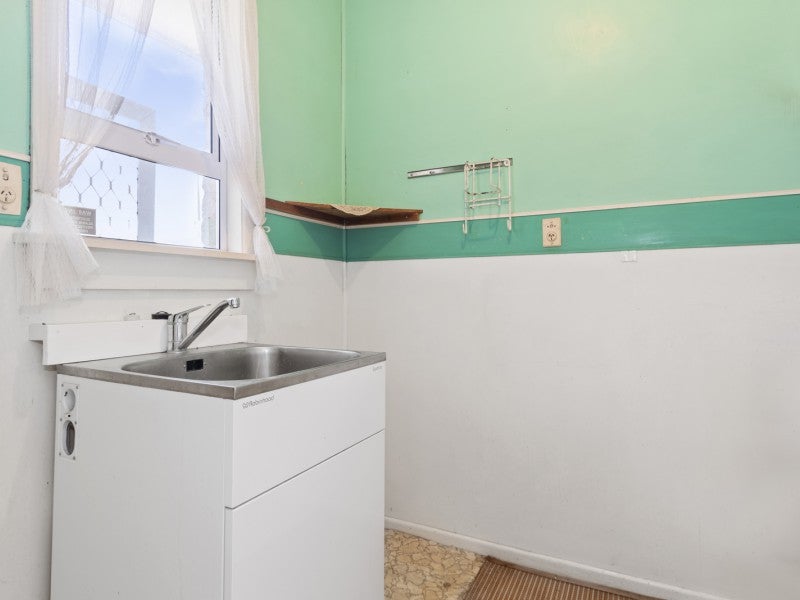 22 Levers Road, Matua, Tauranga - Carousel 22