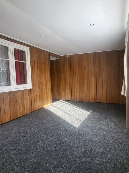 118 Gray Avenue, Papatoetoe, Auckland - Carousel 2