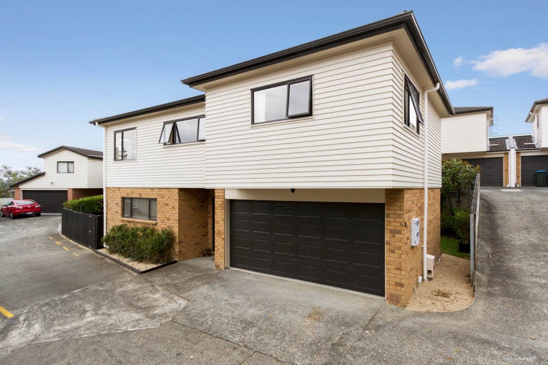 31 Hira Way, Hillsborough, Auckland - Carousel 2