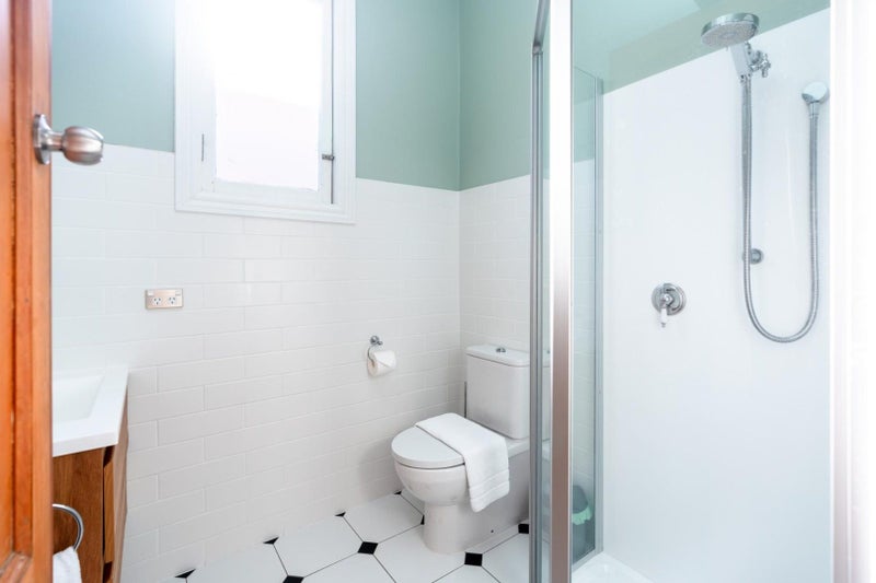 10 Burnell Avenue, Thorndon, Wellington - Carousel 6