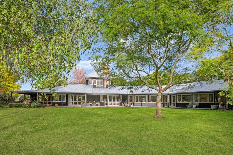 18 Clark Road, Pahurehure, Papakura - Carousel 1