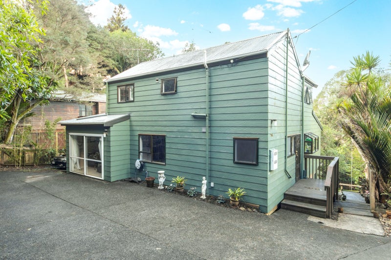 704 South Titirangi Road, Titirangi, Auckland - Carousel 26