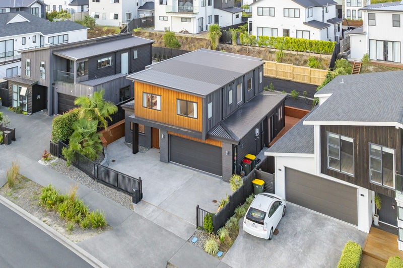 9 Ruku Street, Long Bay, Auckland - Carousel 2