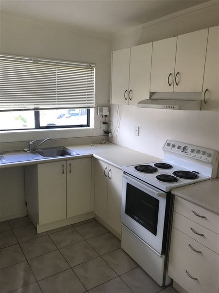 20 Carlas Way, Ranui, Auckland - Carousel 2