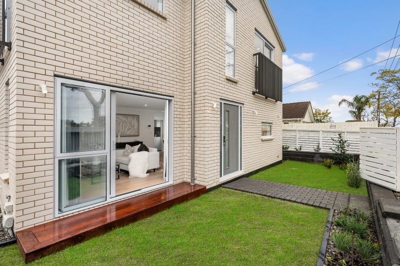39A Waiohua Road, Greenlane, Auckland - Carousel 16