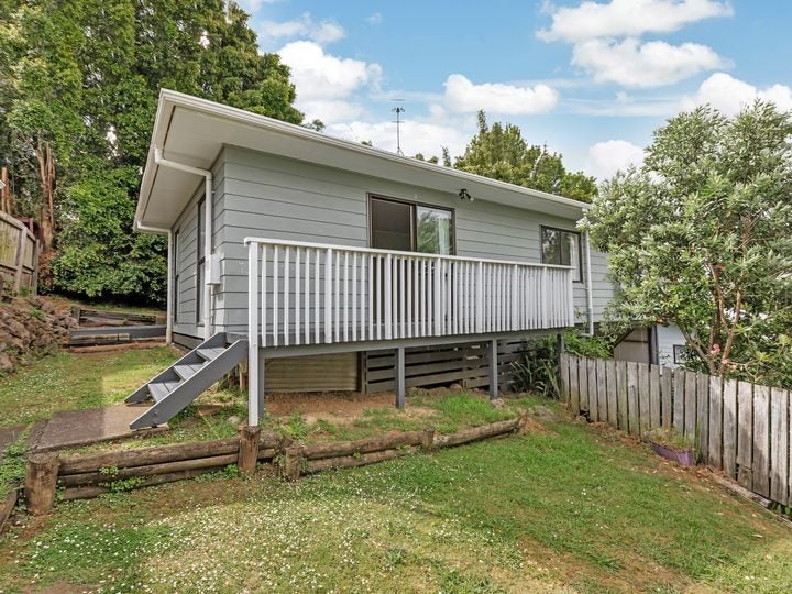 12C Commins Road, Onerahi, Whangarei - Carousel 1
