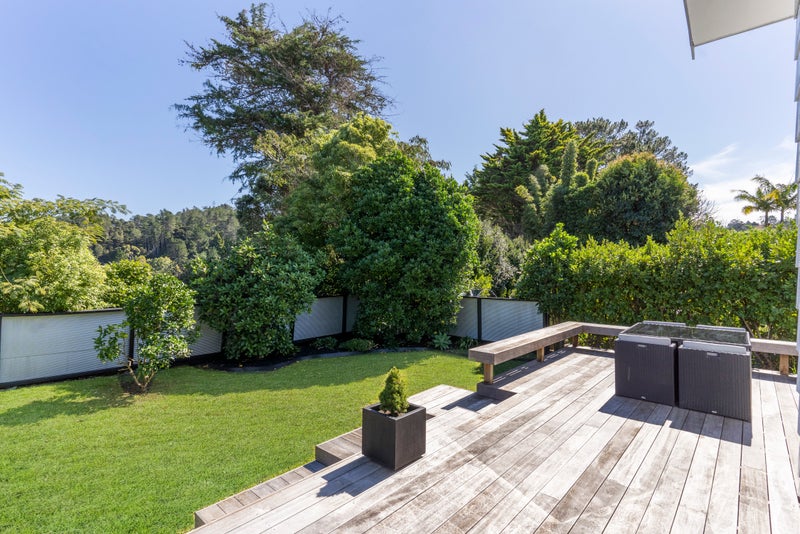 2/22A Knox Road, Swanson, Auckland - Carousel 2