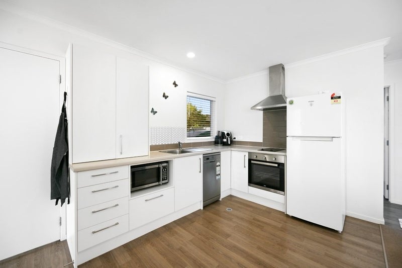 3/28 Heath Street, St Andrews, Hamilton - Carousel 2