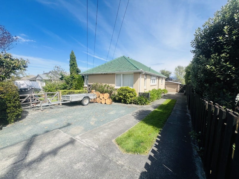 286 The Ridgeway, Stoke, Nelson - Carousel 1