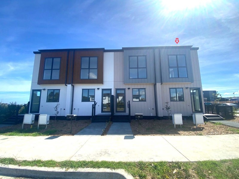 8 Bugle Road, Tōtara Park, Auckland - Carousel 1