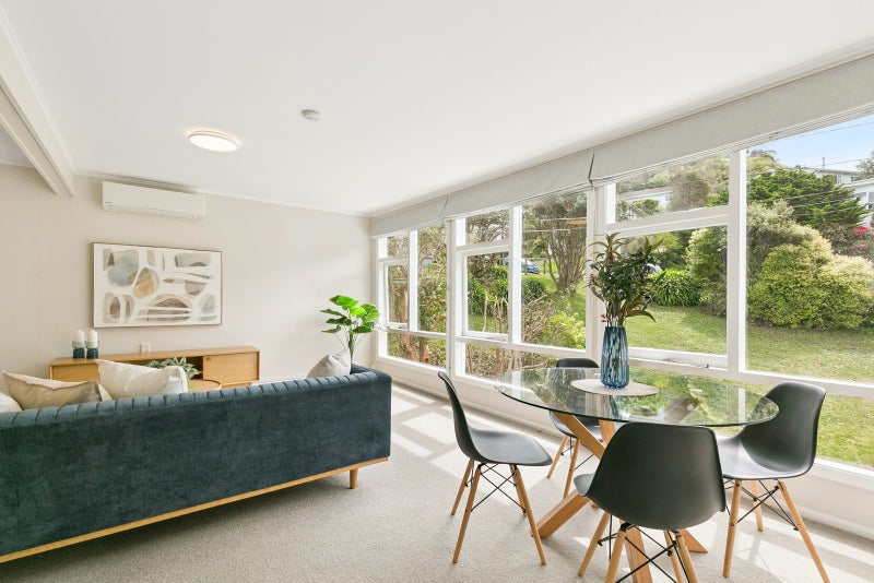 1/1 Canterbury Street, Karori, Wellington - Carousel 2