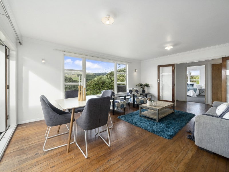 4 Donlin Road, Pukerua Bay, Porirua - Carousel 2