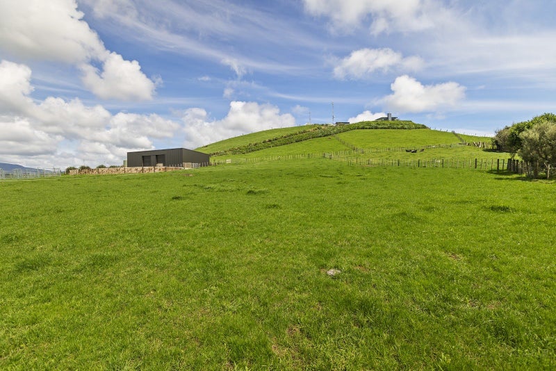 120 Hurford Road, Hurford, New Plymouth - Carousel 31