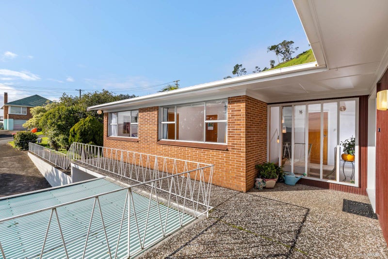 54 Scott Avenue, Mangere Bridge, Auckland - Carousel 2